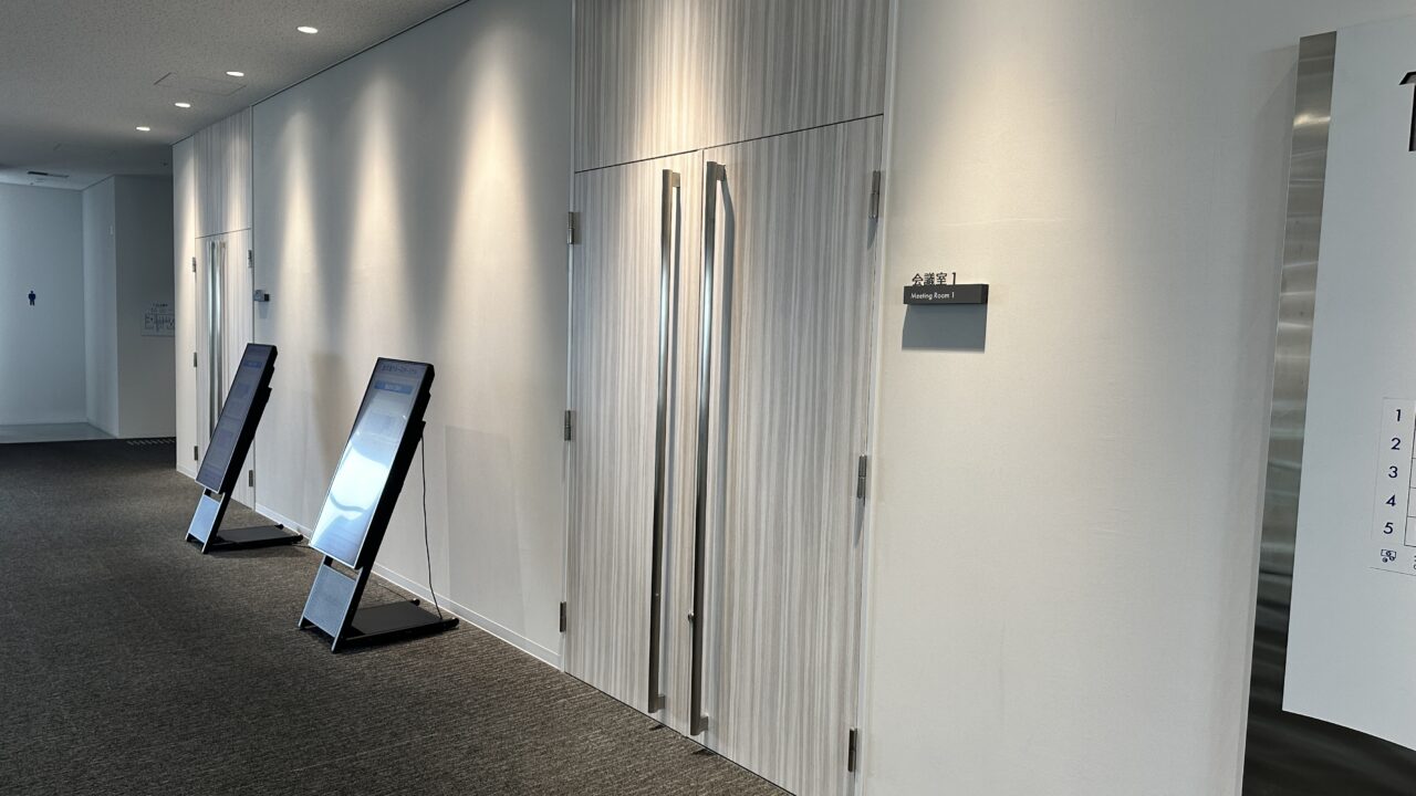 金沢港クルーズターミナル