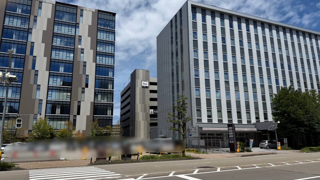 タイムズ百番街西パーキング